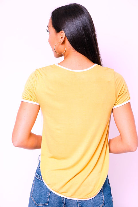 Round Neck Short Sleeve Top Curved and Contrast detail Hem(FGT7272RR) - Wholesale Fashion Couture 