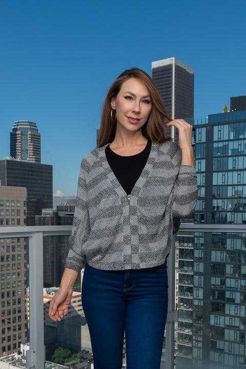 Zip Front 3/4 Sleeve Light Knit Dolman V-Neck Top (146000) - Wholesale Fashion Couture 