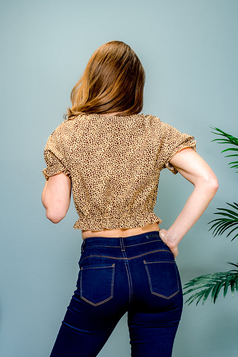 Cheetah Print Ruche & Tie V Neck Crop Top with Short Puff Sleeves in Mocha (LT16892) - Wholesale Fashion Couture 