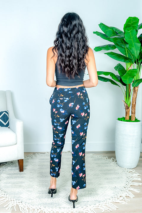 Floral Print Cropped Pants with Zip Fly (D2604-I633) - Wholesale Fashion Couture 