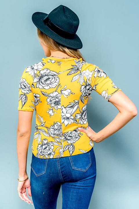 Short Sleeve Floral Top Cutout Sleeve (ET0828) Mustard / ( S,M,L- 2,2,2)
