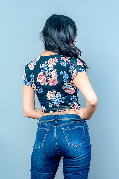 Floral Short Sleeve Top (AY31842P) Black / (S-M-L - 2-2-2)